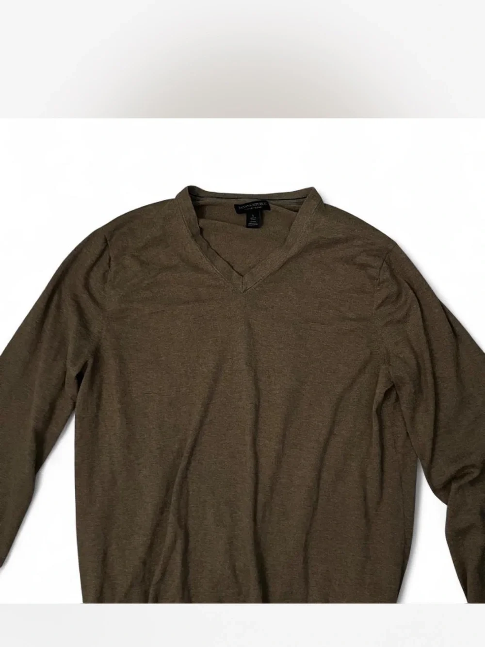 Banana Republic Men's V-Neck Luxury Blend Silk Cotton Cashmere Sweater in Tan
